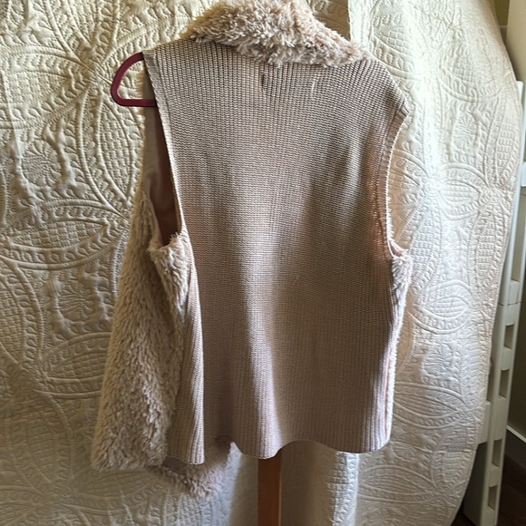 Furry vest xl mauve plenty of room - Picture 3 of 3